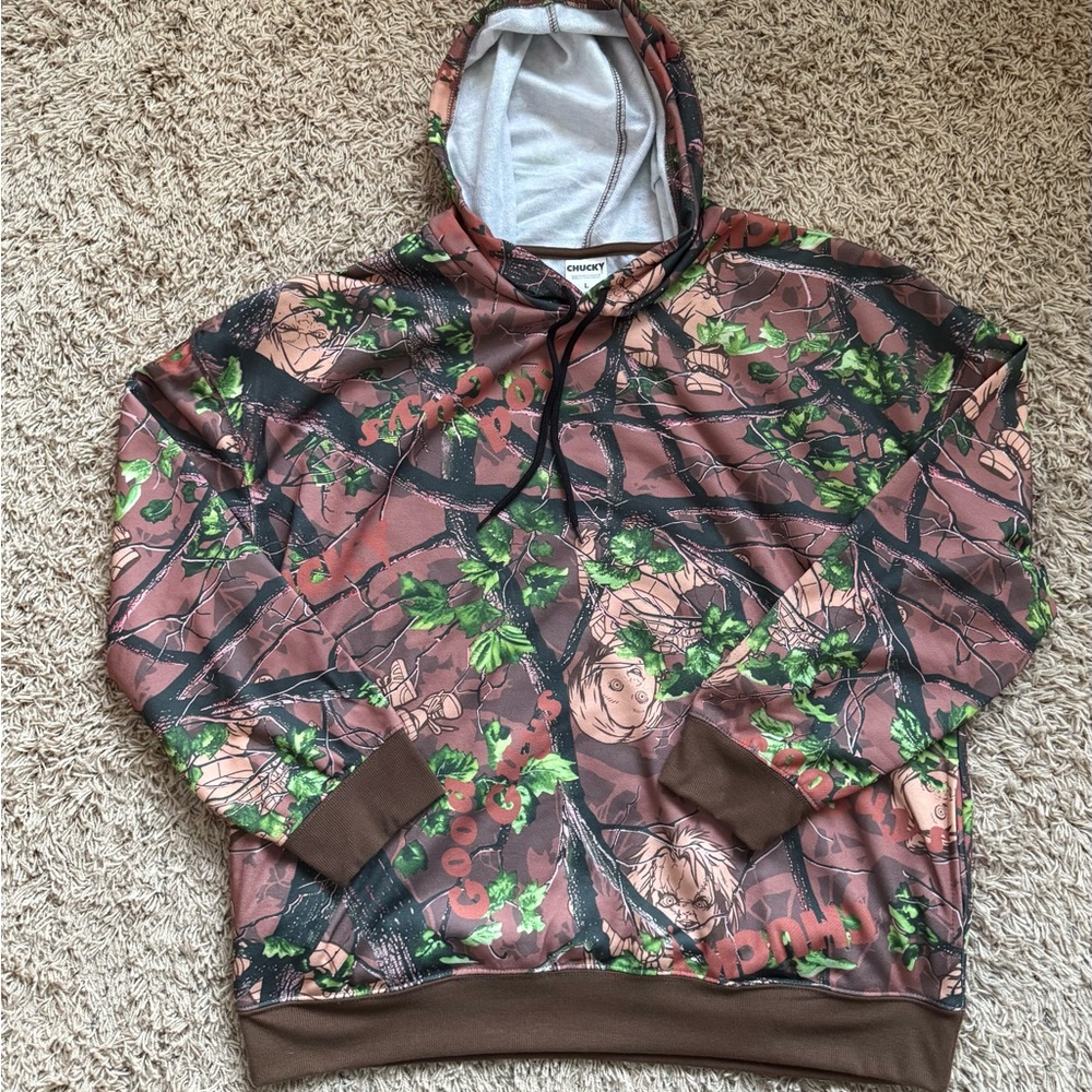 Chucky Polyester Camo Hoodie Size: L